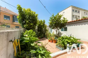 Apartamento T2 em Almada