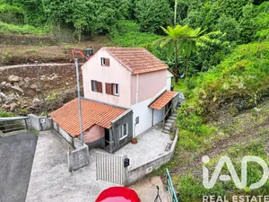 Moradia em Ribeira da Janela