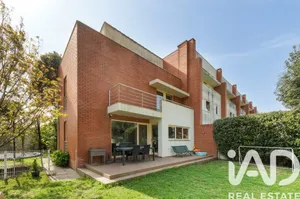 Moradia em banda em Lavra