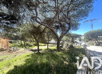 Terreno urbano em Vale de Lobo