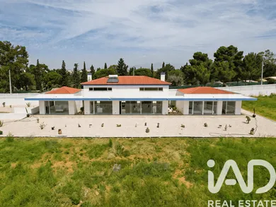 Moradia térrea  em Ferragudo