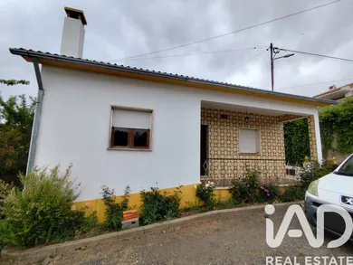 Moradia  em São Salvador da Aramenha