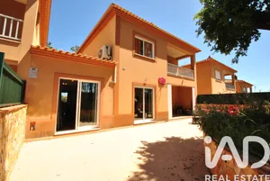 Maison mitoyenne  à Tunes