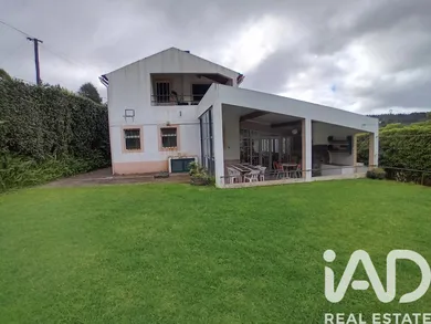 Detached house in Furnas