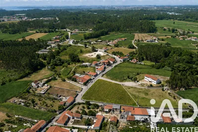 Fotografia 3 de Terreno de 3560 m² em Válega