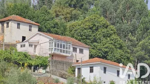 Casa/Moradia  em Lomba