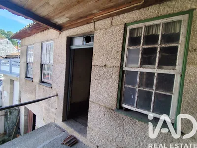 Fotografia 5 de Casa/Moradia 3 quartos de 290 m² em Lagares da Beira
