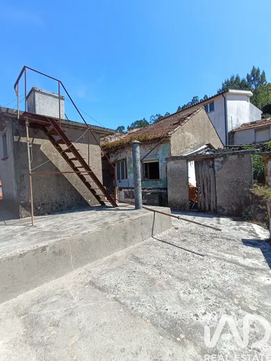 Moradia geminada em Torres do Mondego