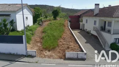 Fotografia 3 de Terreno de 1700 m² em Arrabal
