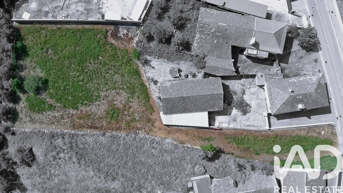 Terreno de 1700 m² em Arrabal