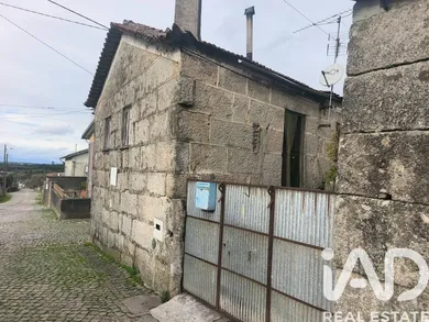 Casa/Moradia  em oliveira do Hospital