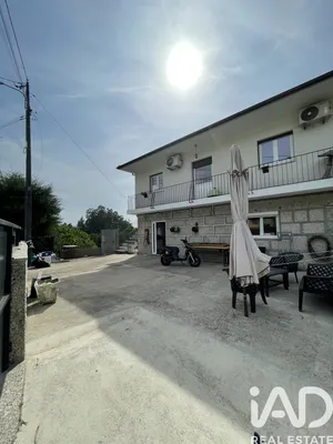 Two-family house  in Porto