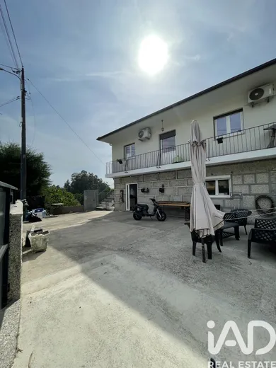 Two-family house  in Porto