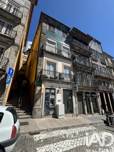 Fotografia 5 de Prédio de 1000 m² em Porto