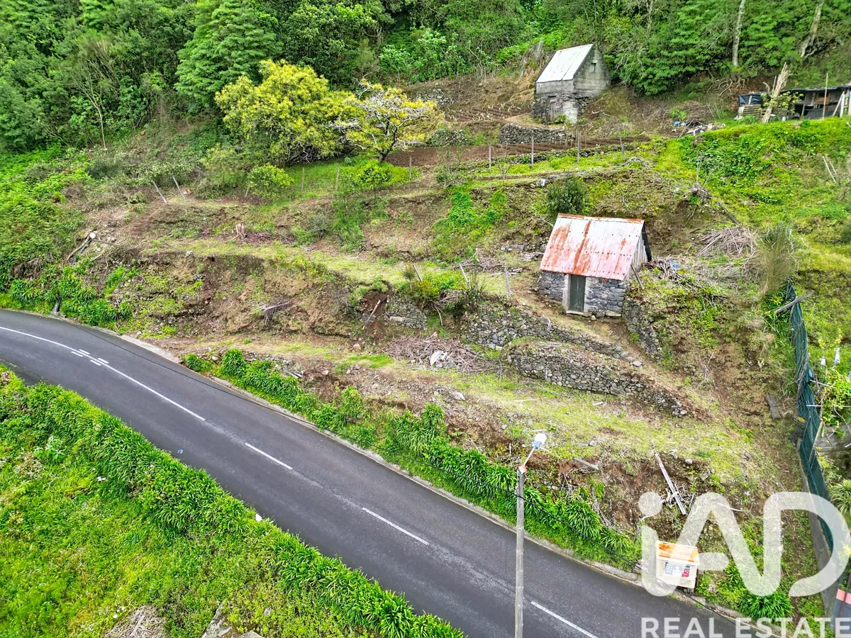 Terreno rústico de 722 m² em Boaventura