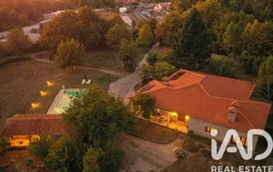 Quinta  em Santa Cruz da Trapa
