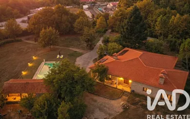 Quinta em Santa Cruz da Trapa