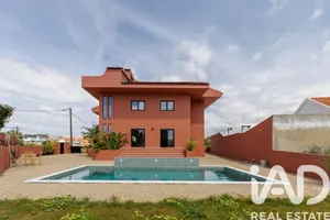 Casa/Moradia  em Charneca de Caparica