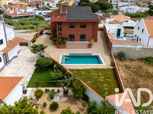 House in Charneca de Caparica