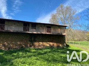 Quinta  em Parâmio