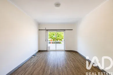 Apartamento T2 em Alcabideche