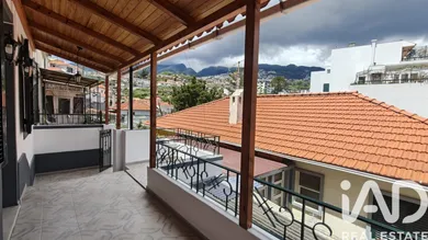 Apartment in house in Funchal