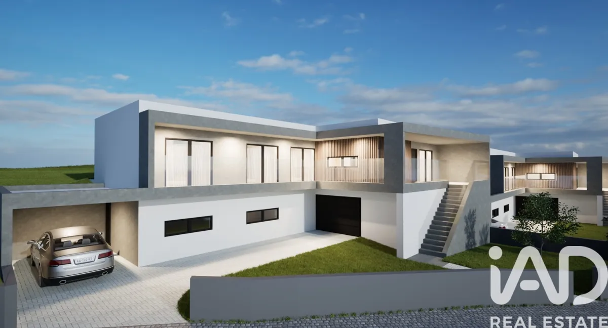 Terreno de 990 m² em Alqueidão da Serra