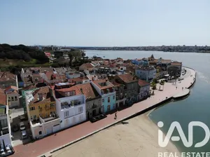 Prédio  em Seixal