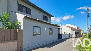 Moradia geminada  em Avanca