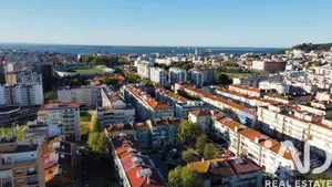 Apartamento T3 em Setúbal