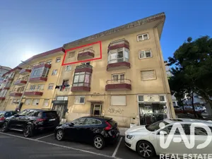 Apartamento  em Queluz