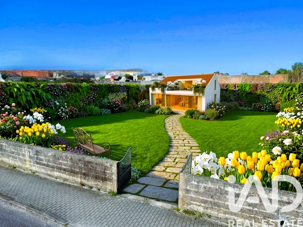 Terreno urbano de 834 m² em Vieira de Leiria