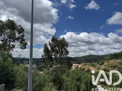 Fotografia 3 de Terreno urbano de 1591 m² em Castanheira de Pêra