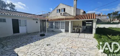 Casa/Moradia em Charneca de Caparica