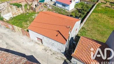 Single-storey house  in Moita dos Ferreiros