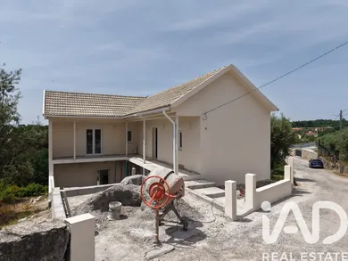 Casa/Moradia em Nelas
