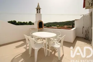 Moradia geminada em Silves