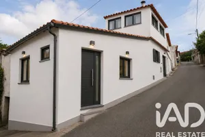 Moradia geminada em Coimbra