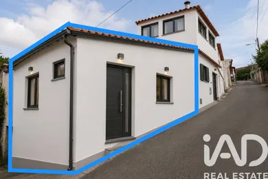 Moradia geminada em Coimbra