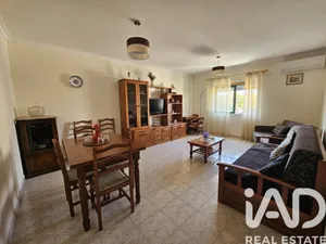 Apartamento T2 em Quarteira