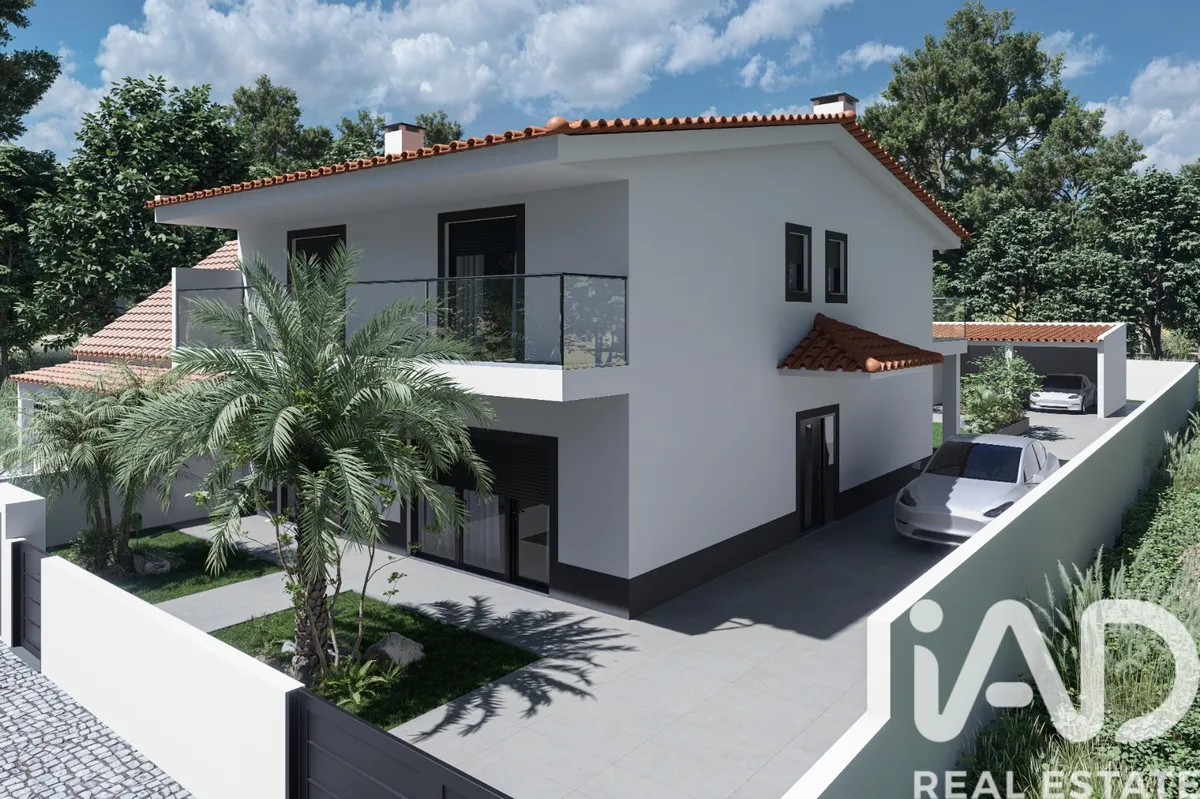 Terreno urbano de 602 m² em Santo Isidro de Pegões