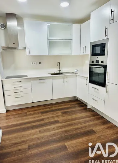 Apartamento T3 em Almada
