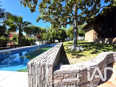 Detached house in Corroios