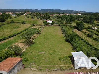Fotografia 9 de Terreno urbano de 680 m² em Coimbra