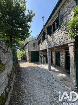 Maison  à Calvos