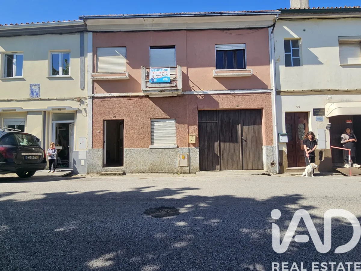 Moradia bi-familiar de 378 m² em Mealhada