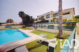 Semi-detached house  in Cascais