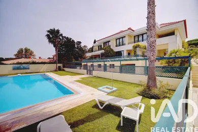 Semi-detached house  in Cascais