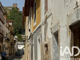 Semi-detached house in Tomar