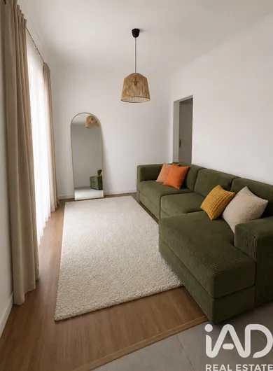 Appartement T2 à Sarilhos Pequenos